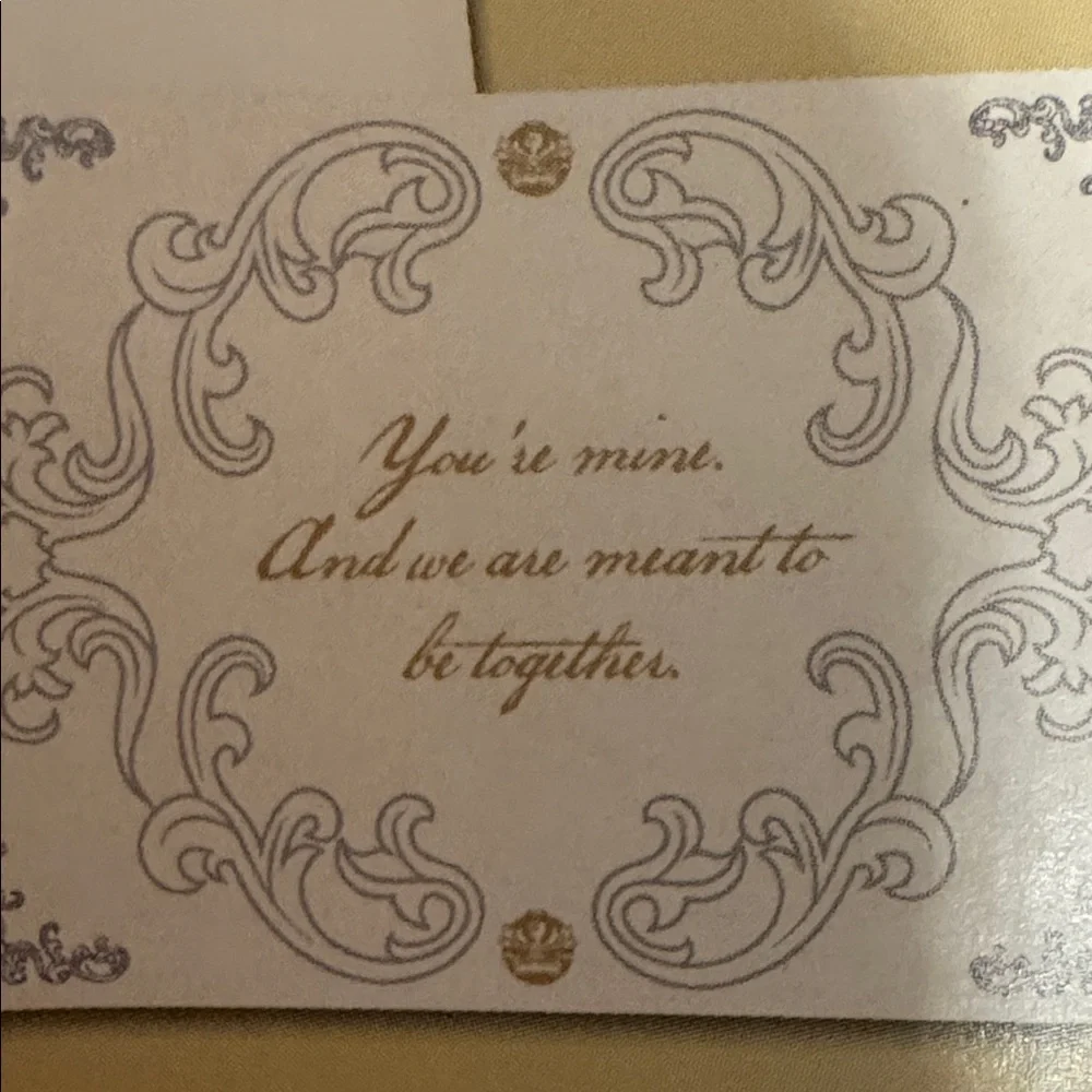 Insights Outlander Deluxe Note Cards Cream and Gold Stationery Set